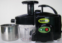 Green Power Kempo Juicer with TWIN GEAR technology.  Click image to enlarge.